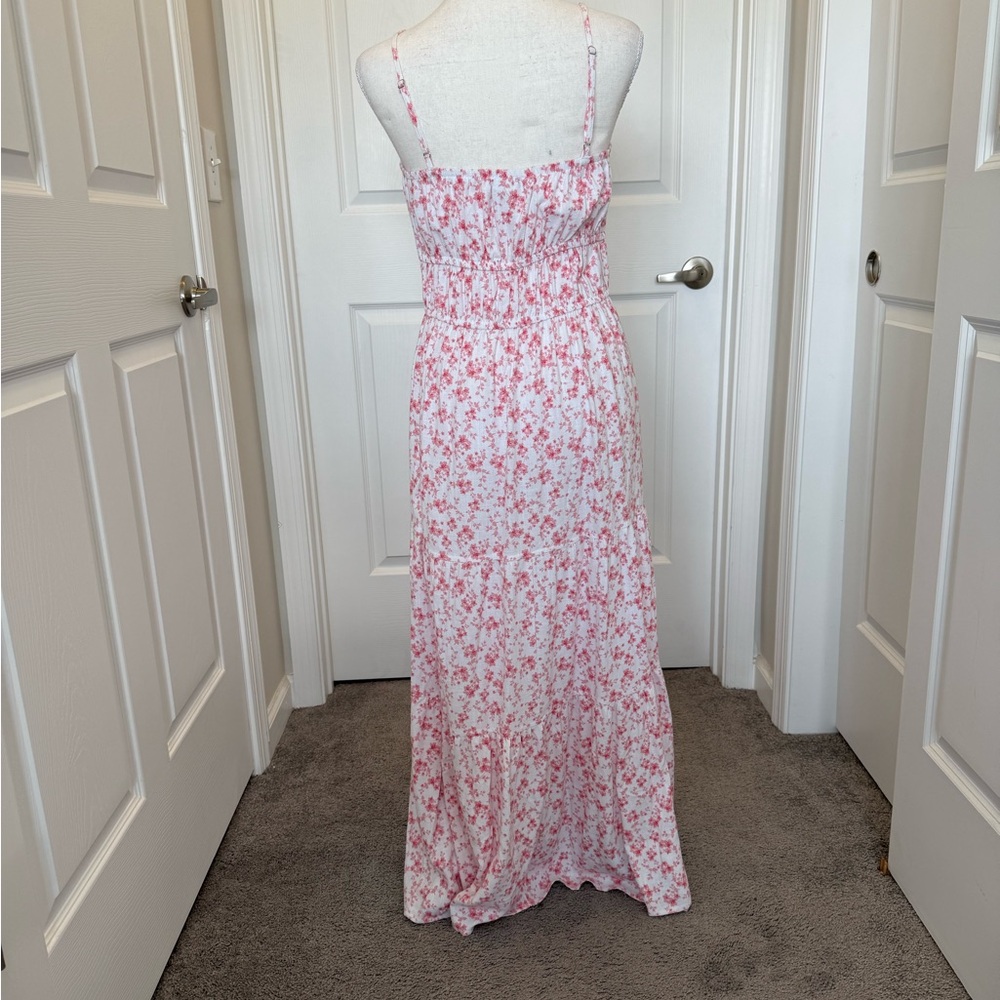 Elegant Floral Maxi Dress in Pink
